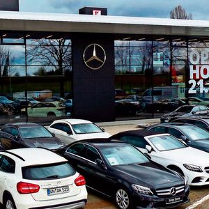 Rund vier Millionen Euro hat das Unternehmen investiert.(Bild:  Autohaus Kloz)