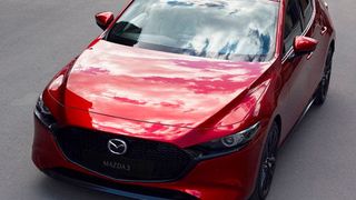 Mazda hat den Mazda 3 bereits im Vorfeld der LA Autoshow enthüllt. (Bild: Mazda)