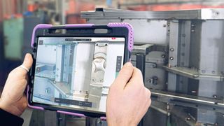 Informationen, die in Bilder der realen Bauteile eingeblendet werden – beispielsweise 2D-CAD-Daten –, tragen dazu bei, qualitätsbestimmende Merkmale schnell und zuverlässig zu erkennen. (Bild: Visometry)