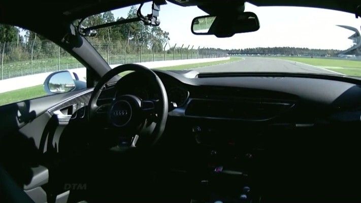Der Audi RS 7 concept am Limit: fahrerlos rund um den Hockenheimring (Audi)