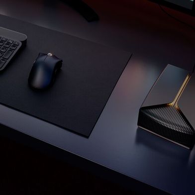 Mit der externen USB-C-HDD FireCuda X Vault zielt Seagate auf den Gaming-Markt. Das 3,5-Zoll-Laufwerk mit RGB-Beleuchtung soll Platz für umfangreiche Spielebibliotheken oder Gameplay-Aufnahmen bieten.  (Bild: Seagate)