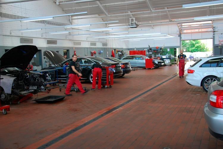 Kompetenz ist in der Werkstatt genauso wichtig wie Sauberkeit. Bei Hahn gibt es beides. (Foto: Wenz)