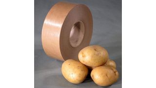 Der Leim der Nassklebestreifen von Schümann wird aus Kartoffelstärke gewonnen und das Holz für die Kraftpapiere stammt aus EU-Forstwirtschaften nach dem PEFC-Standard.  (Bild: Schümann)