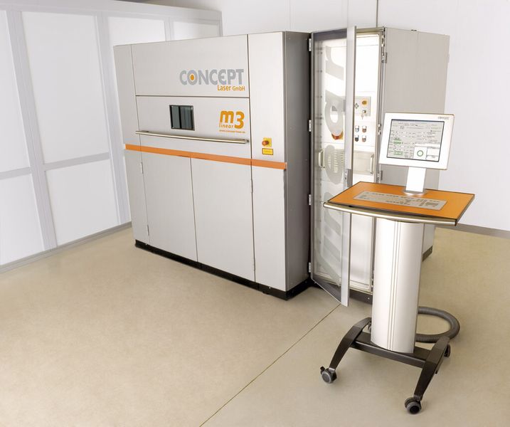 Die M3 linear, der weltweit erste industrielle 3D-Metalldrucker, vorgestellt erstmalig auf der Euromold 2001. (Bild: Concept Laser)