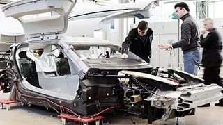 Die „nanoFlowcell“ AG gliedert ihre produktionsrelevanten Tätigkeiten an die „nanoProduction“ GmbH aus. Aktuell arbeitet das Unternehmen am Quant f, der Weiterentwicklung des Elektrofahrzeugs Quant e. (Foto: Nanoflowcell)