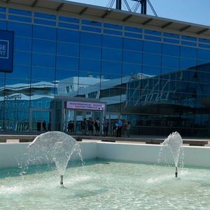 Glänzende Aussicht: Für die Sieger der 3D Pioneers Challenge auf der Messe Rapid.Tech + FabCon 3.D in Erfurt haben die Veranstalter ein Preisgeld von 15.000 Euro ausgeschrieben.