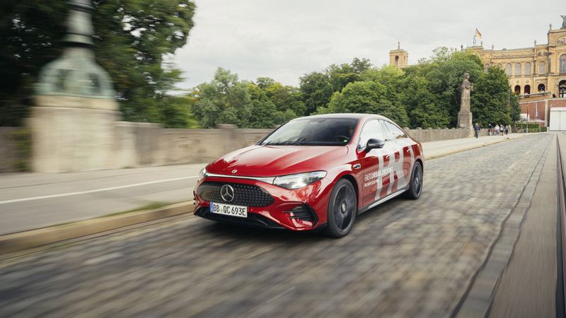Mercedes möchte den grundsätzlichen Fahrzeugaufbau stärker modularisieren.(Bild:  Mercedes-Benz AG)