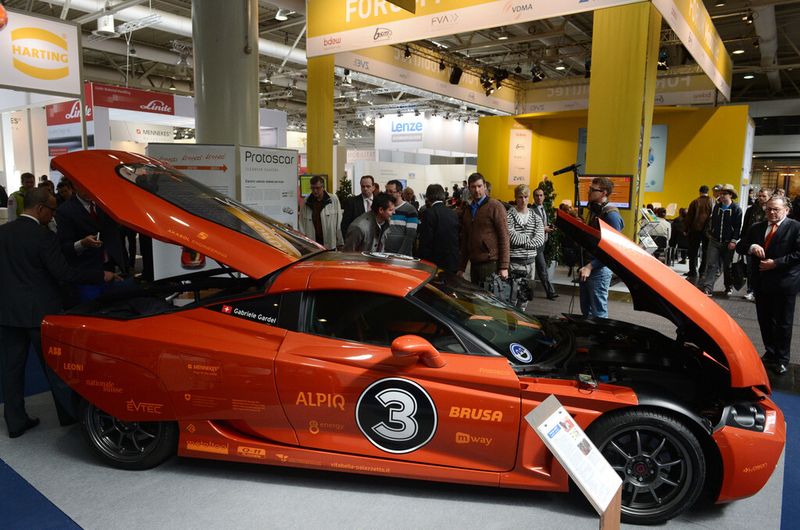 Im Rahmen der Hannover-Messe 2013 zeigt die Mobilitec nach eigenen Angaben den Systemwandel durch Elektromobilität auf. (Bild: Hannover-Messe)