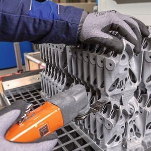 Wozu Automobilhersteller den 3D-Druck einsetzen (BMW Group (Harry Zdera))