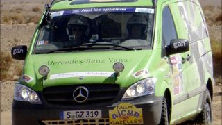 Überzeugender Auftritt bei der „Rallye Aïcha des Gazelles 2013“: Mercedes-Benz Vito 4x4. (Bild: Daimler)