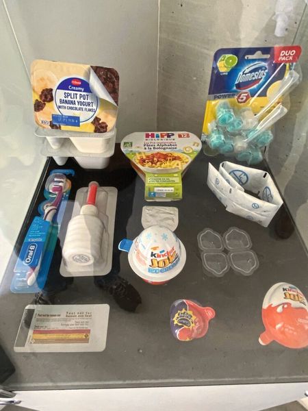 Sicher verpackt: Speziell zum Konfektionieren und Aufbringen von Folien für Lebensmittelverpackungen produziert Rohrer Tools ausgereifte Stanz- und Siegelwerkzeuge.  (Vischer & Bolli AG)