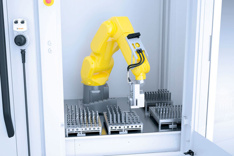 Eine Automatisierungslösung bei der V-Grind 360 ist der Freiarmroboter HPR 250, der Autonomie und Effizienz bei der Werkzeugfertigung erhöhen soll: Mit ihm lassen sich laut Vollmer erstmals Werkzeuge mit unterschiedlichen Schaftdurchmessern automatisch fertigen. (Vollmer)