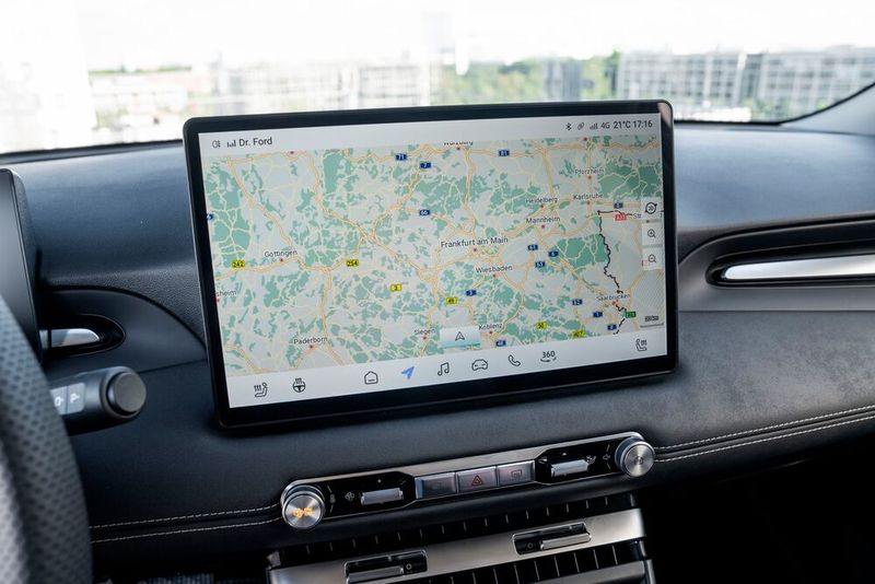 Scharf und schnell reagierend: Der Touchscreen des MG4 EV Urban. (Bild: MG Motor)