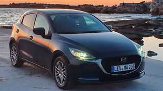 Der aufgefrischte Mazda 2 ist serienmäßig als Mildhybrid erhältlich. (Mauritz/»kfz-betrieb«)