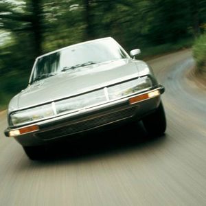 Der SM wurde unter hohem Zeitdruck entwickelt und auf den Markt gebracht. Allen voran der Maserati-Motor war nicht ausreichend erprobt und trug zum schlechten Image des Wagens bei.  Auch die Ölkrise 1973 machte dem Modell zu schaffen.(Bild:  PSA)