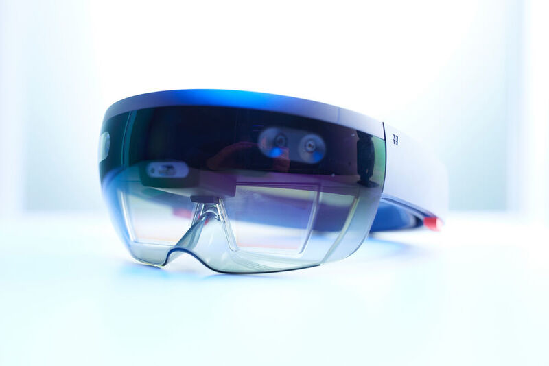 Für die Entwicklung der Hololenses – einer sogenannten Mixed-Reality-Brille – wurde... (EPO)