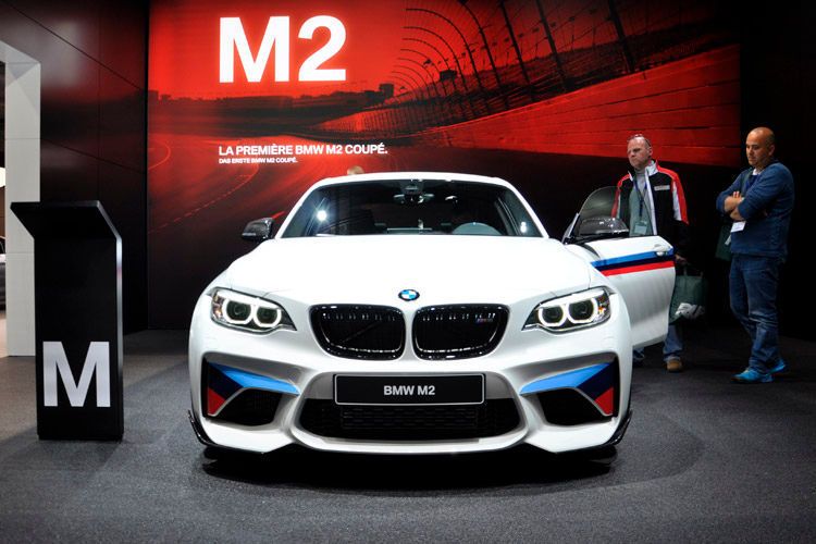 Nachdem BMWs kompaktes Coupé jetzt als 2er firmiert, darf es mit dem M2 auch wieder ein echtes M-Modell geben. (Wehner)