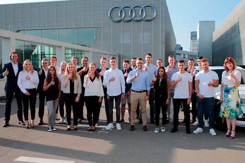 Die Audi-Niederlassung in Stuttgart begrüßte bei ihrem Azubi-Empfang 16 neue Auszubildende. (Wolfgang List)