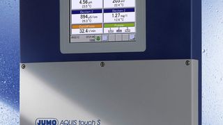 Ob pH- oder Redoxwert, elektrolytische Leitfähigkeit, Reinstwasser-Widerstand, Temperatur oder Desinfektionsmessgrößen – das Mehrkanalmessgerät Jumo Aquis touch S ist eine zentrale Plattform für die Flüssigkeitsanalyse. (Bild: Jumo)