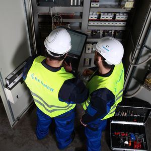 Im Bedarfsfall sind die Techniker schnell vor Ort und verhindern damit längere Ausfallzeiten.