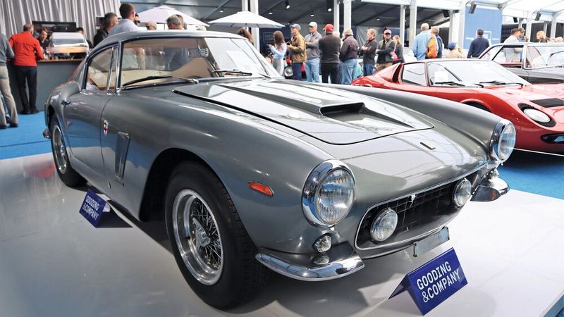 Platz 3 der zehn besten Verkäufe bei der Monterey Car Week 2023: ein 1962er Ferrari 250 GT SWB Coupé. verkauft für 9.465.000 $ (Gooding & Company) (Bild: Classic Analytics)