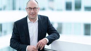 CEO Peter Mohnen über den Auftrag: „Unsere Unternehmen verbindet seit fast 100 Jahren eine erfolgreiche Partnerschaft.“ (Kuka AG)