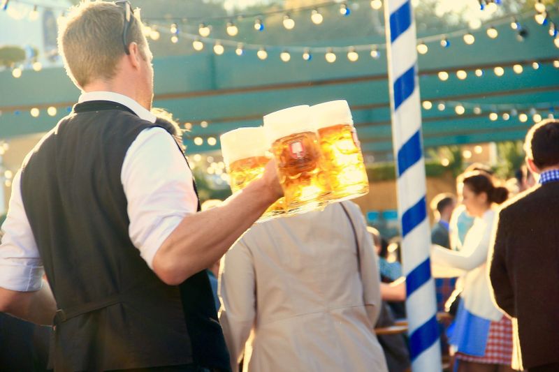 Platz 1: Dienstleistung mit 29% Burn-Out-Risiko (9% gering, 6% mittel und 14% hoch) Weitere interessante Beiträge zum Thema Burn-Out:- So zaubern Sie den Burnout weg  - Angst vor Burn-Out in Kunststoffindustrie weit verbreitet  - Studie belegt: Erhöhte Burnout-Gefahr bei Projektmanagern - Balance statt Burnout (Bild: motointermedia (gemeinfrei))