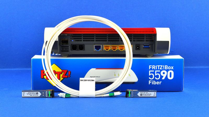 AVM Fritzbox 5590 Fiber. (Bild: Harald Karcher)
