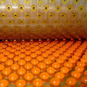 Short solidification times on steel cooling conveyors at the Ebbecke works allow for high pastillation performances.