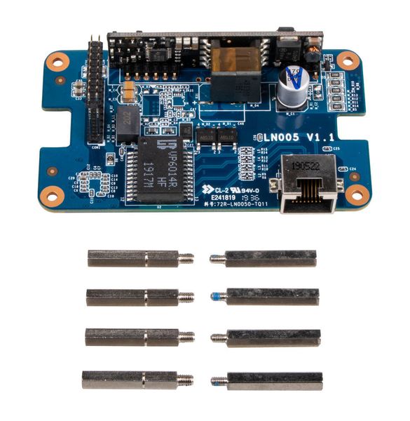 Durch den Einbau der Zusatzplatine PD01 kann die Stromversorgung der Rechner via Ethernet erfolgen. (Shuttle)