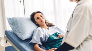 Die Deutsche Krankenhausgesellschaft (DKG) werde auch weiterhin ein konstruktiver Partner bei den notwendigen Reformen der kommenden Jahre bleiben, so der DKG-Vorstandsvorsitzende Dr. Gerald Gaß.  „Im Mittelpunkt aller Reformen muss aber die Versorgungssicherheit für die Bevölkerung in allen Regionen stehen.“ (© Art_Photo – stock.adobe.com)