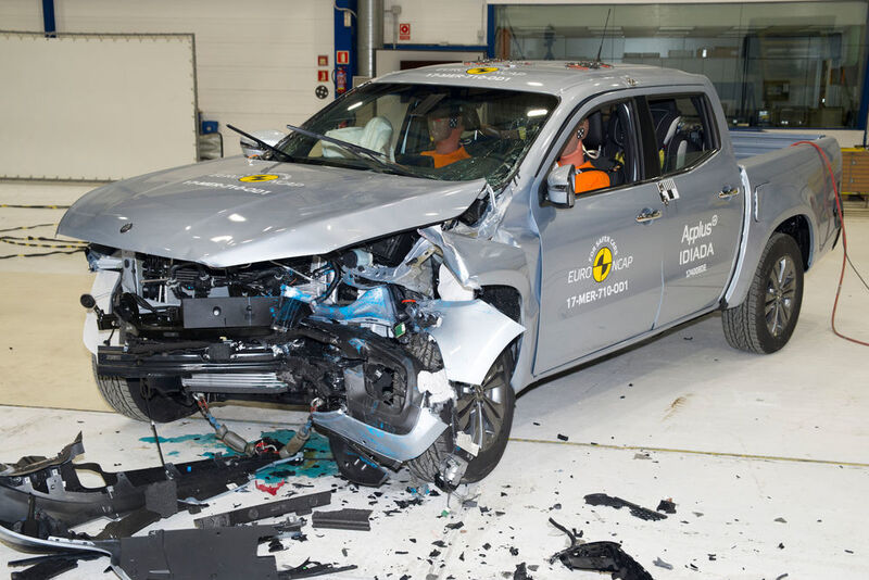 ... den neuen Mercedes Pick-up, ... (Euro-NCAP)