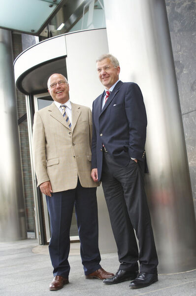 Heinz Fiege (links) und Bruder Dr. Hugo Fiege, Pioniere der Kontraktlogistik. (Archiv: Vogel Business Media)