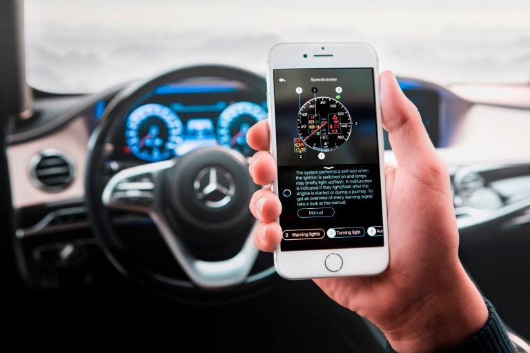 Den Chatbot „Ask Mercedes“ gibt es als App. Er kann aber aucb über Facebook und andere Messenger Dienste abgerufen werden. (IBM)