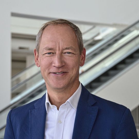 „Der Autohandel wird nach der schwierigen Zeit zurückkehren“, sagt Mobile.de-Chef Malte Krüger.(Bild:  Achter/»kfz-betrieb«)