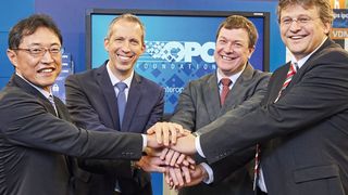 Neue Mitglieder: Takayuki Tsuzuki, General Manager, FA Systems Div., Mitsubishi Electric Corporation, Rainer Brehm, Vice President of Automation Products and Systems, Siemens, Paul Brooks, Business Development Manager, IOT, Rockwell sowie Stefan Hoppe, President & executive Director, OPC Foundation. (Bild: OPC UA)