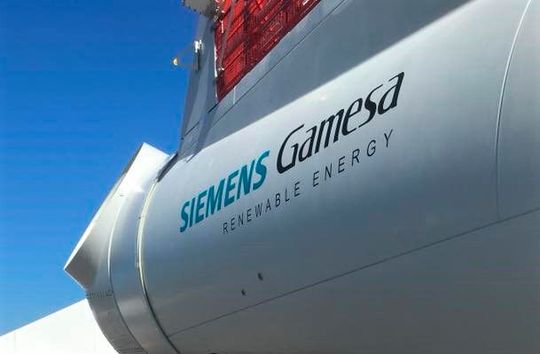 Das wirtschaftlich gebeutelte Windkraftunternehmen Siemens Gamesa denkt darüber nach, in Europa fast 3.000 Stellen zu streichen. Gleichzeitig plant die Konzerspitze eine existenzsichernde Umstrukturierung.(Bild:  Siemens Gamesa)