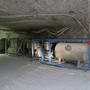 Bild 2: Die Boge-Kompressoren sind auf Skid-Anlagen angebracht. So können sie dem Abbaufortschritt folgen.  Bild: Boge