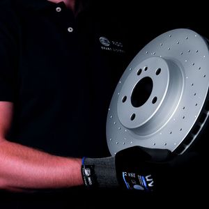 Hochgekohlte und beschichtete Bremsscheiben in OE Qualität.(Bild:  Hella Pagid GmbH)