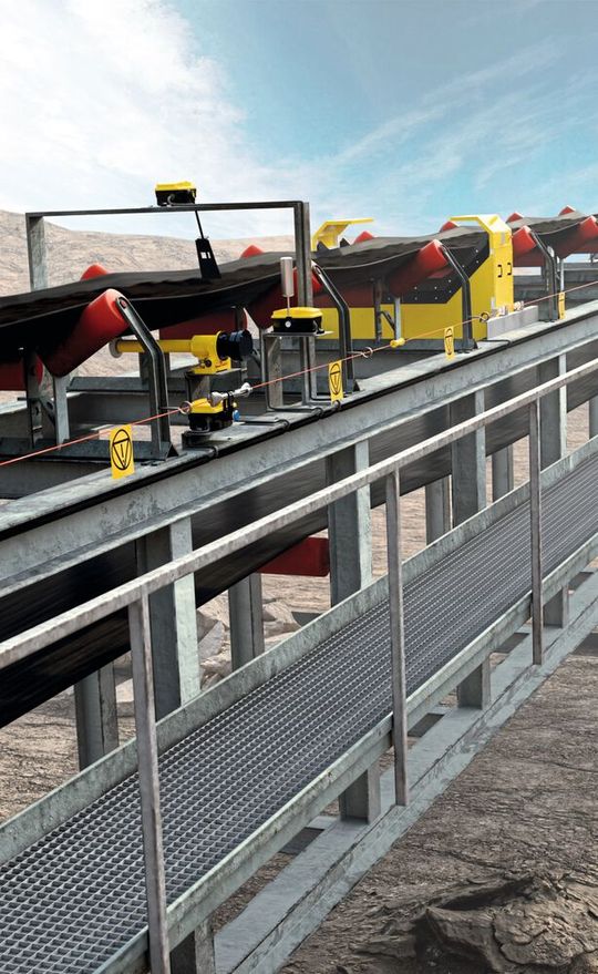 Lösungen für den Prozessschutz – wie etwa Bandschieflaufschalter der HDS-Baureihe und Bandüberwachungssysteme – erhöhen die Wirtschaftlichkeit von Förderanlagen.(Bild:  Schmersal)