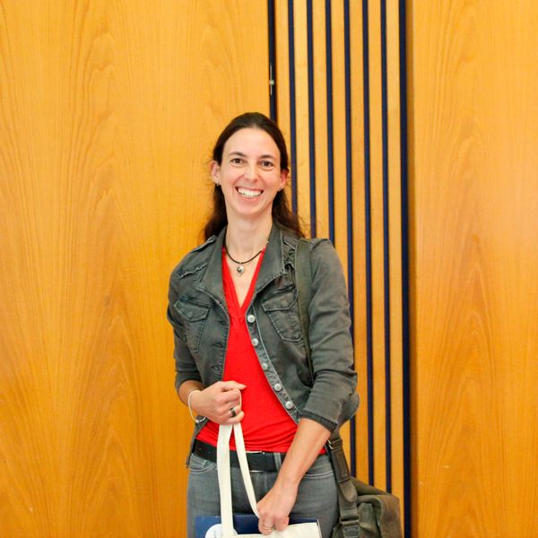 Besucherstimmen der LAB-SUPPLY Sindelfingen 2022Janett Gördes, J. Schmalz GmbH:  „Der Tag war schon sehr produktiv: Ich habe mit vielen Herstellern gesprochen und sehr viel gelernt. Die Vorträge waren super, besonders mit dem Nachhaltigkeits-Schwerpunkt, weil meine Firma sich dieses Thema auch groß auf die Fahne geschrieben hat.“   Weitere Infos zu den kommenden LAB-SUPPLY-Messen finden Sie auf www.lab-supply.info.  (LABORPRAXIS, C. Lüttmann)