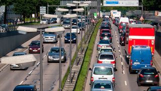 Der Sachverständigenrat für Umweltfragen will den Individualverkehr deutlich eindämmen. (Bild: gemeinfrei)