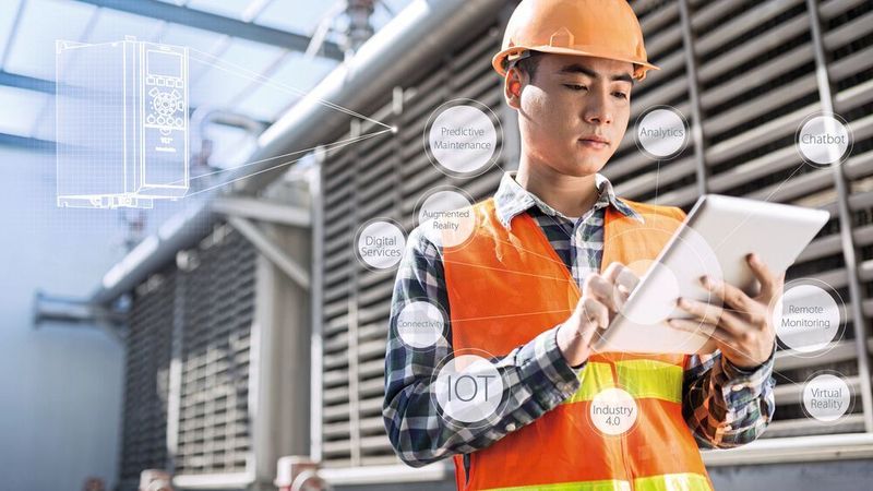 Durch die Vernetzung zahlreicher Komponenten und Maschinen ist auch die Industrie ins Visier von Hackern geraten. Unternehmen stehen deshalb vor der Herausforderung, ihre smarten Anlagen zu schützen. (Danfoss)