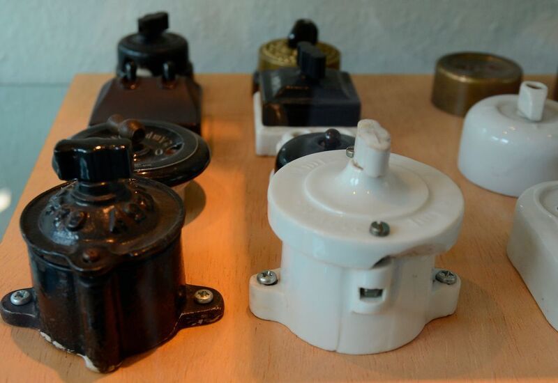 Schalter und Taster gehörten schon früh zum Sortiment von ABB Stotz-Kontakt. (S. Michel)
