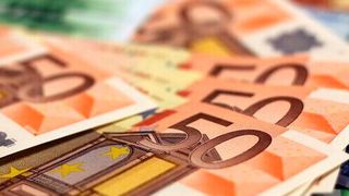 OMV Petrom will invest approximately 750 million euros at Petrobrazi to transform the refinery into the first major producer of sustainable fuels in the region.  (Source: Pixabay)