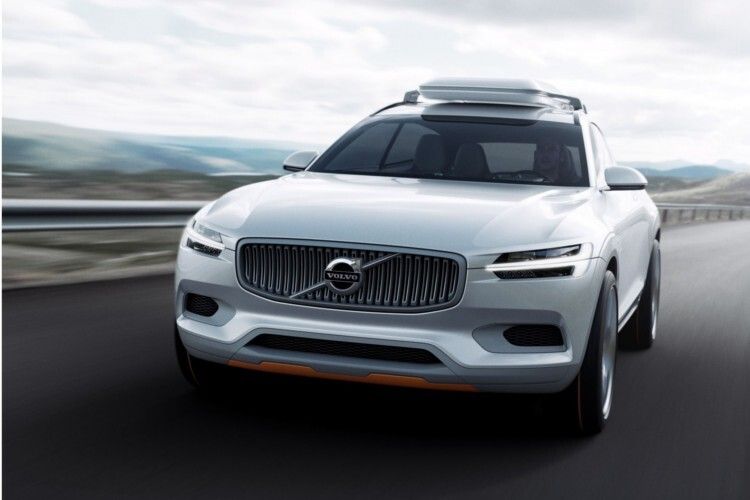 Mit einer zweiten Studie gibt Volvo jetzt einen Ausblick auf Design und Technik kommender Modelle. Nach dem 2013 auf der IAA gezeigten Concept Coupé gibt es auf der Messe in Detroit (16. bis 23. Januar) das Concept XC Coupé zu sehen. Neben einem allgemeinen Vorgeschmack auf die künftige Linie der Marke vermittelt der zweitürige Allradkombi auch ganz konkret einen Eindruck vom Nachfolger des aktuellen XC70. (Foto: Volvo)