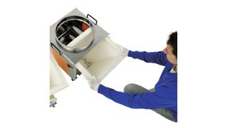 Mit dem Wechselmodul – Material in weniger als 60 Sekunden gewechselt. (Bild: Franz Knittel/Motan Colortronic)