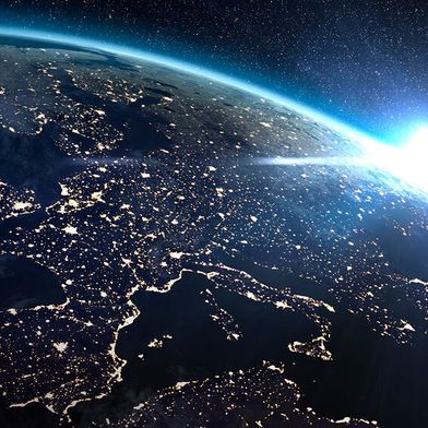 Digitale Souveränität bleibt ein Buzzword, solange Kontrolle über Daten und Systeme nicht an Vertraulichkeit, Integrität und Verfügbarkeit messbar wird. (Bild: © vectorfusionart - stock.adobe.com)
