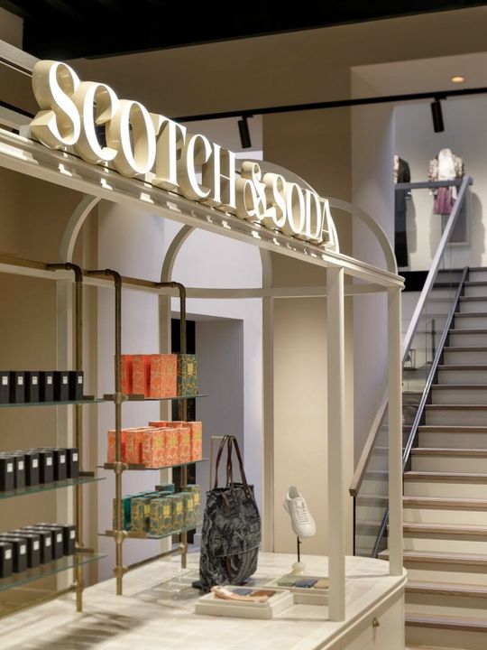 (Die Omnichannel-Transformation optimiert die Abläufe in den Geschäften von Scotch & Soda. (Bild: Scotch & Soda))