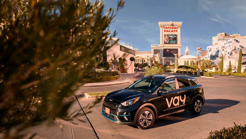 Vay bietet seit Jahresbeginn Carsharing in Las Vegas an. Ein Telefahrer lenkt den Wagen ferngesteuert zum jeweiligen Nutzer.(Bild:  Vay)